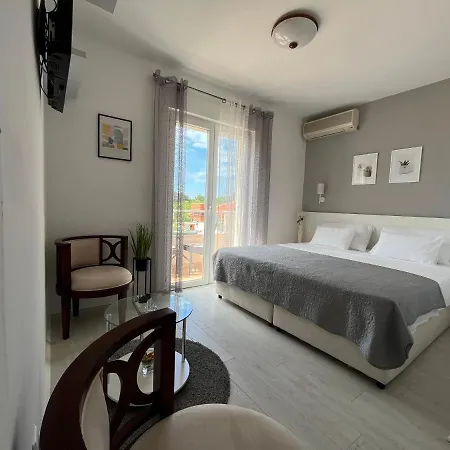 Soko Apartments & Rooms
