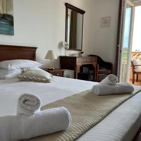 Konukevi Soko Apartments & Rooms